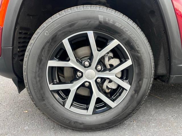 used 2024 Jeep Grand Cherokee car, priced at $35,711