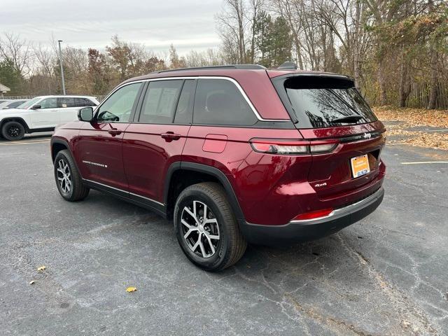 used 2024 Jeep Grand Cherokee car, priced at $35,711