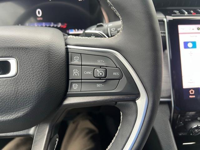 used 2024 Jeep Grand Cherokee car, priced at $35,711