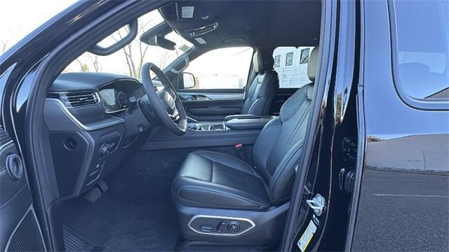 new 2025 Jeep Wagoneer car, priced at $66,172