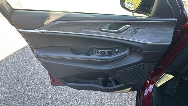 new 2025 Jeep Grand Cherokee L car, priced at $48,339