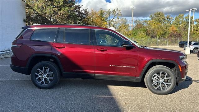 new 2025 Jeep Grand Cherokee L car, priced at $48,339