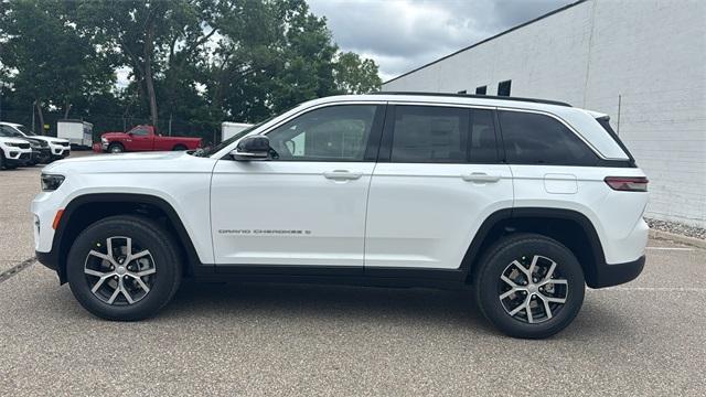 new 2025 Jeep Grand Cherokee car, priced at $46,631