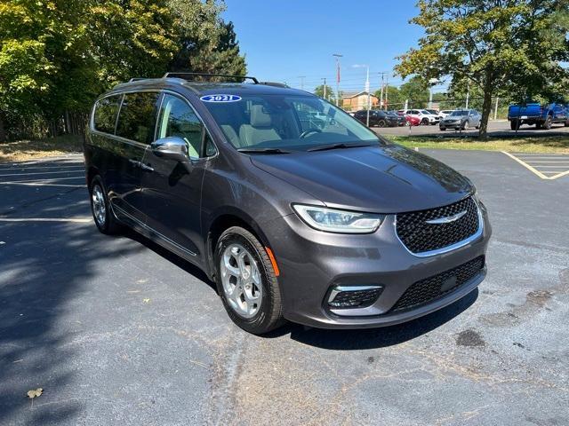 used 2021 Chrysler Pacifica car, priced at $27,600