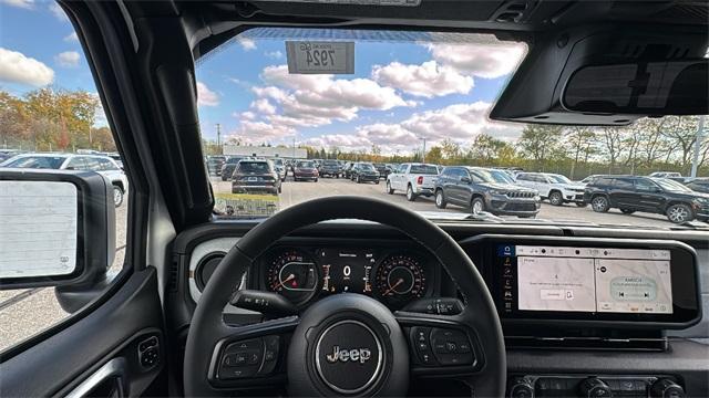 new 2026 Jeep Gladiator car, priced at $46,260