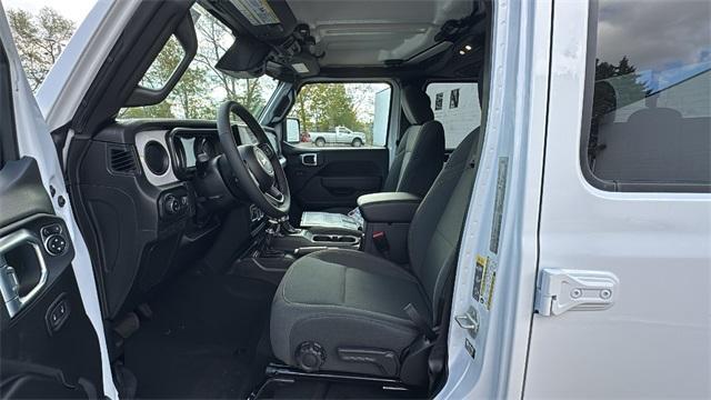 new 2026 Jeep Gladiator car, priced at $46,260