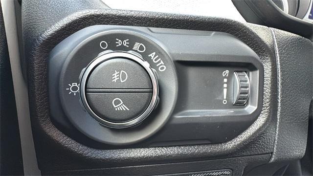 new 2026 Jeep Gladiator car, priced at $46,260