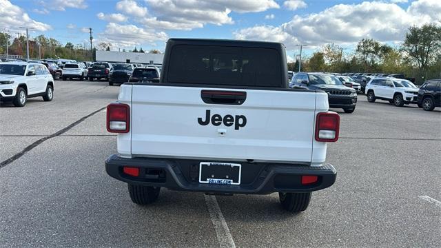 new 2026 Jeep Gladiator car, priced at $46,260