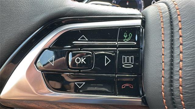 new 2025 Jeep Grand Cherokee car, priced at $57,549
