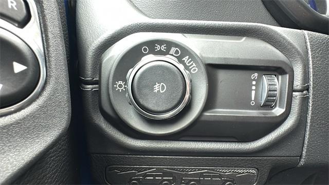 new 2025 Jeep Wrangler car, priced at $54,280