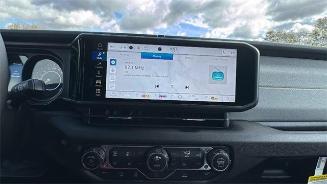 new 2026 Jeep Gladiator car, priced at $46,260