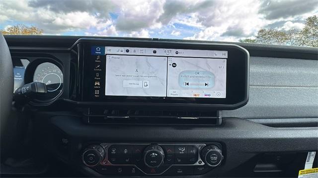 new 2026 Jeep Gladiator car, priced at $46,260