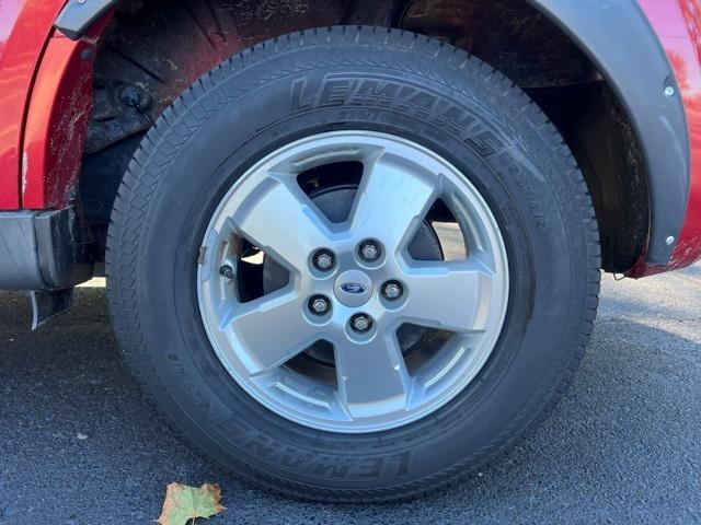 used 2010 Ford Escape car, priced at $1,990