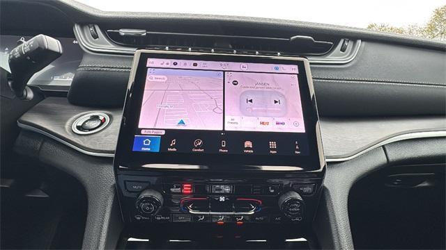 new 2025 Jeep Grand Cherokee car, priced at $51,957