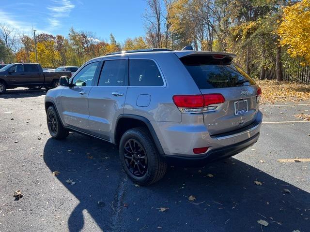 used 2016 Jeep Grand Cherokee car, priced at $15,500