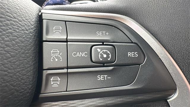 new 2025 Jeep Grand Cherokee car, priced at $42,972