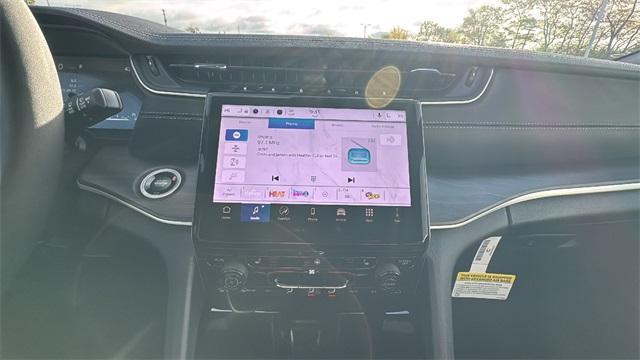 new 2025 Jeep Grand Cherokee car, priced at $47,285