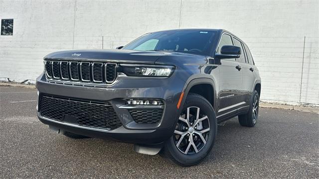 new 2025 Jeep Grand Cherokee car, priced at $47,285