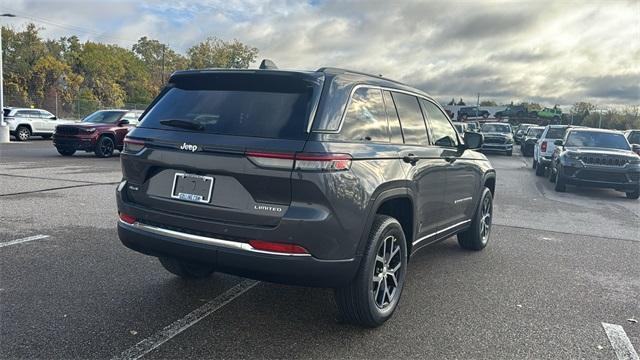 new 2025 Jeep Grand Cherokee car, priced at $47,285