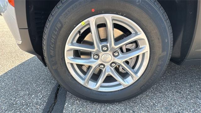 new 2025 Jeep Grand Cherokee L car, priced at $44,565