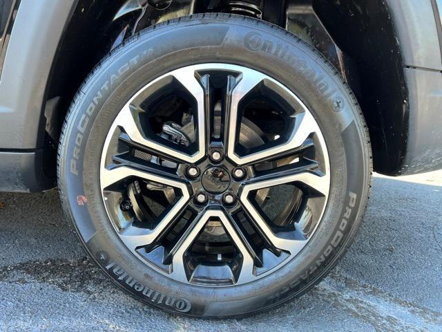 used 2022 Jeep Compass car, priced at $21,407