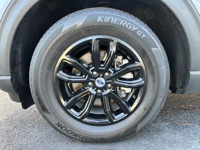 used 2021 Ford Explorer car, priced at $23,797