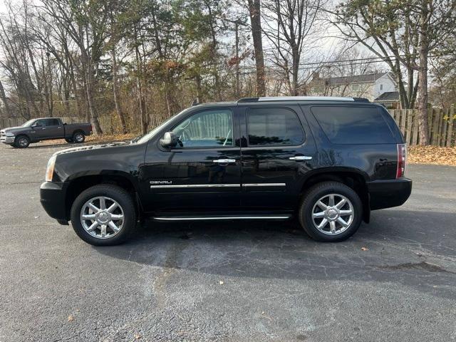 used 2013 GMC Yukon car, priced at $9,998
