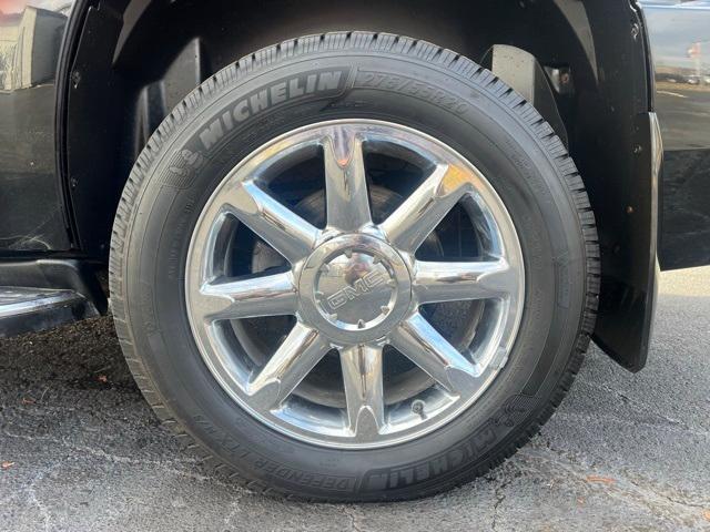 used 2013 GMC Yukon car, priced at $9,998