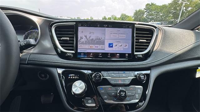 new 2026 Chrysler Pacifica car, priced at $37,654