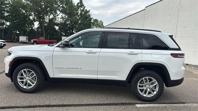 new 2025 Jeep Grand Cherokee car, priced at $42,318