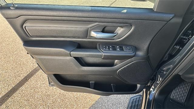 new 2025 Ram 1500 car, priced at $43,387