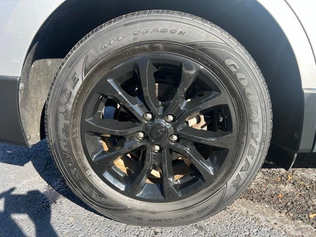 used 2019 Chevrolet Equinox car, priced at $13,500