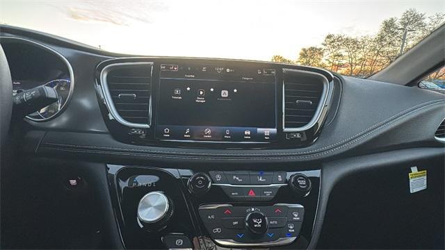 new 2026 Chrysler Pacifica car, priced at $40,915