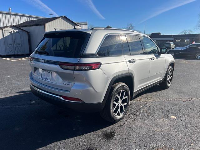 used 2024 Jeep Grand Cherokee car, priced at $33,500
