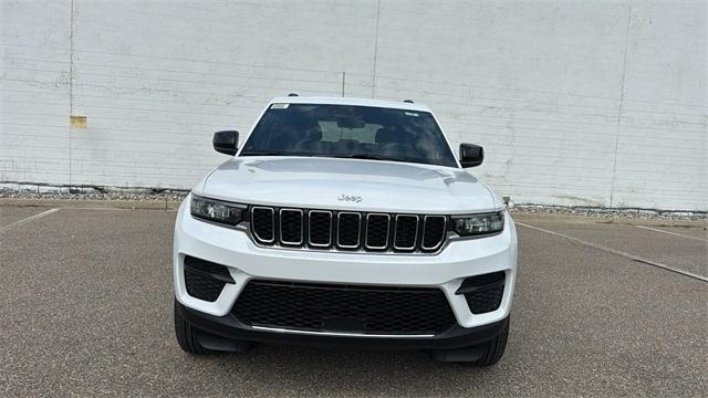 new 2025 Jeep Grand Cherokee car, priced at $43,205