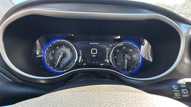 new 2026 Chrysler Pacifica car, priced at $40,915