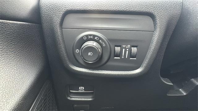 new 2025 Jeep Grand Cherokee L car, priced at $48,339