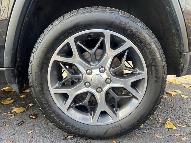 used 2019 Jeep Grand Cherokee car, priced at $20,000