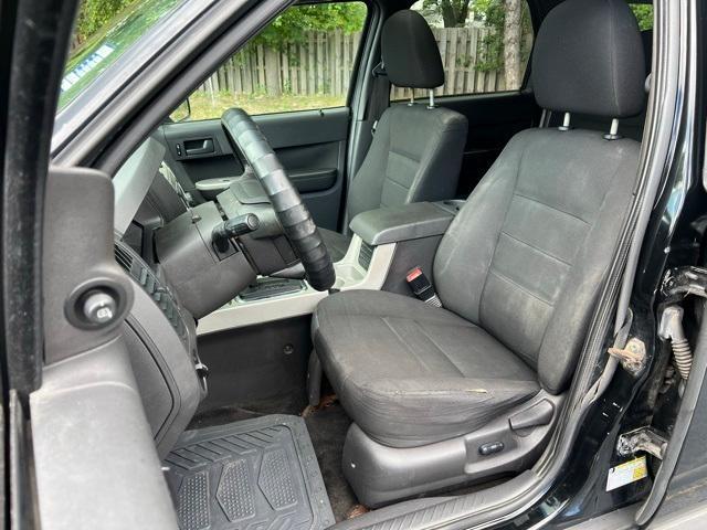 used 2009 Ford Escape car, priced at $2,995