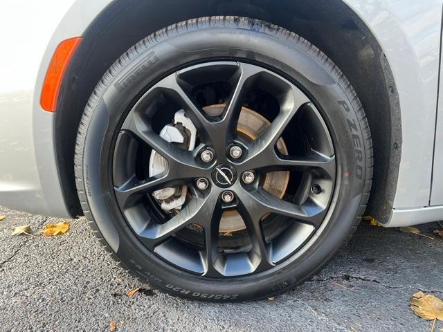 used 2024 Chrysler Pacifica car, priced at $37,000