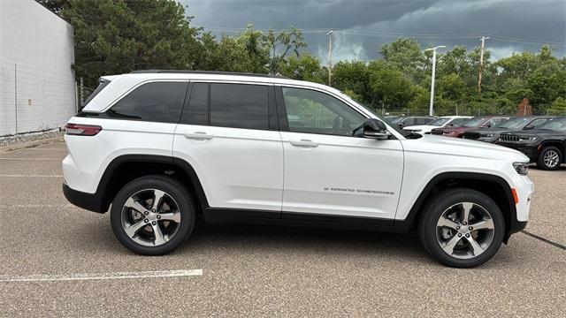 new 2025 Jeep Grand Cherokee car, priced at $51,906