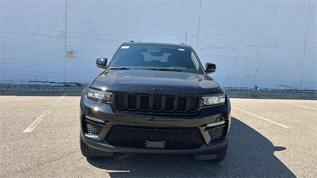 new 2025 Jeep Grand Cherokee car, priced at $51,067