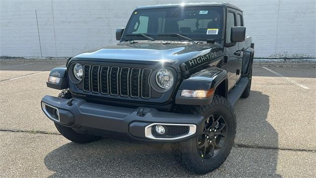 new 2025 Jeep Gladiator car, priced at $46,907