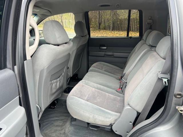 used 2006 Dodge Durango car, priced at $2,998