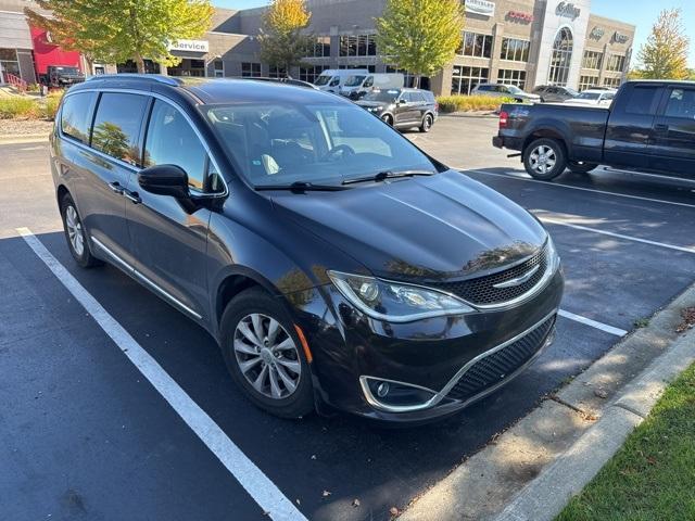 used 2018 Chrysler Pacifica car, priced at $14,400