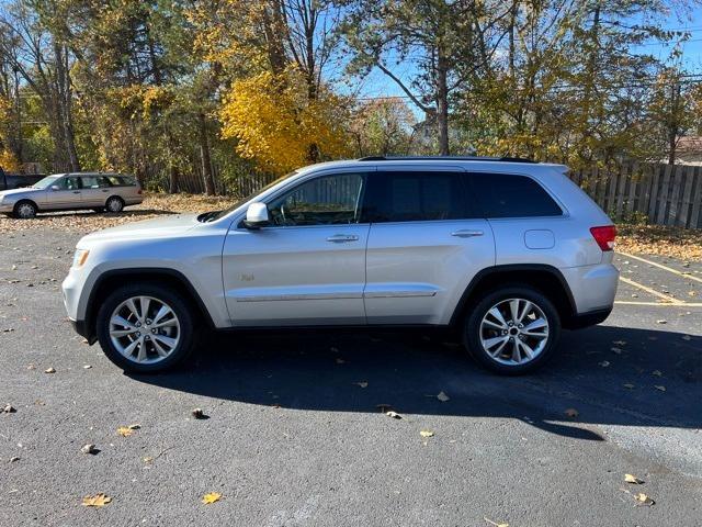 used 2011 Jeep Grand Cherokee car, priced at $3,995