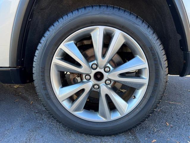 used 2011 Jeep Grand Cherokee car, priced at $3,995