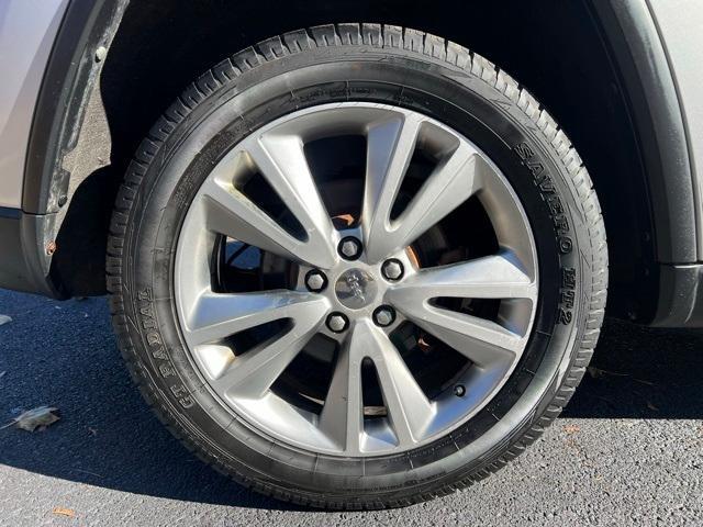 used 2011 Jeep Grand Cherokee car, priced at $3,995