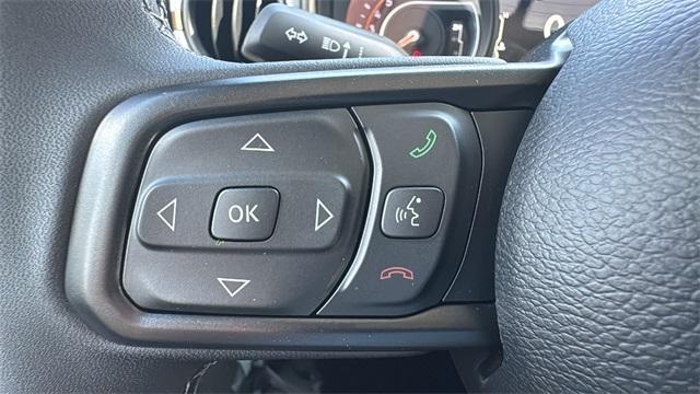 new 2025 Jeep Gladiator car, priced at $45,664