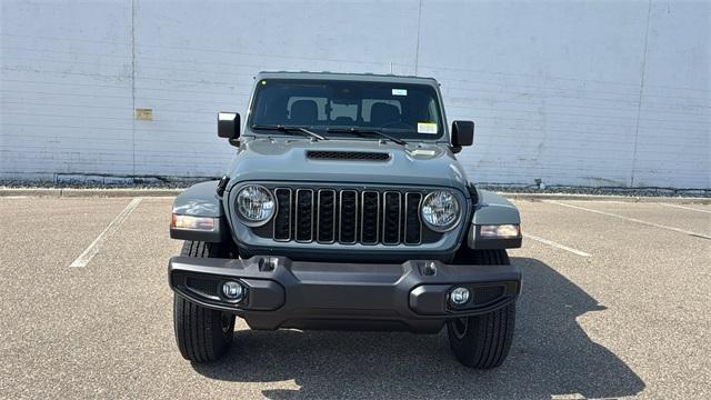 new 2025 Jeep Gladiator car, priced at $45,664